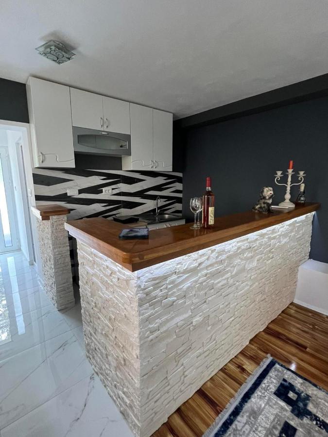 Apartman Glorija Kotor Luaran gambar