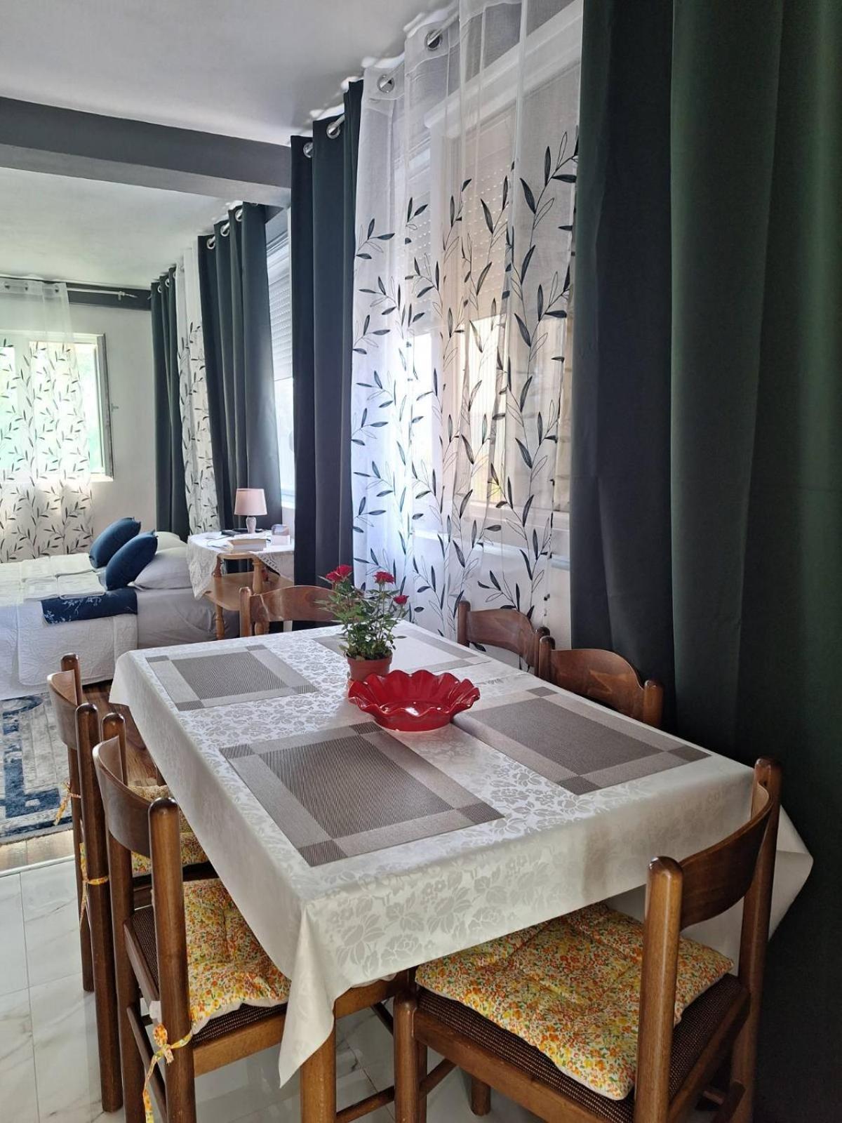 Apartman Glorija Kotor Luaran gambar